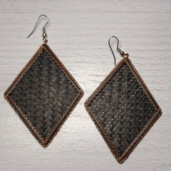 Kubeo Ethnic Earrings.